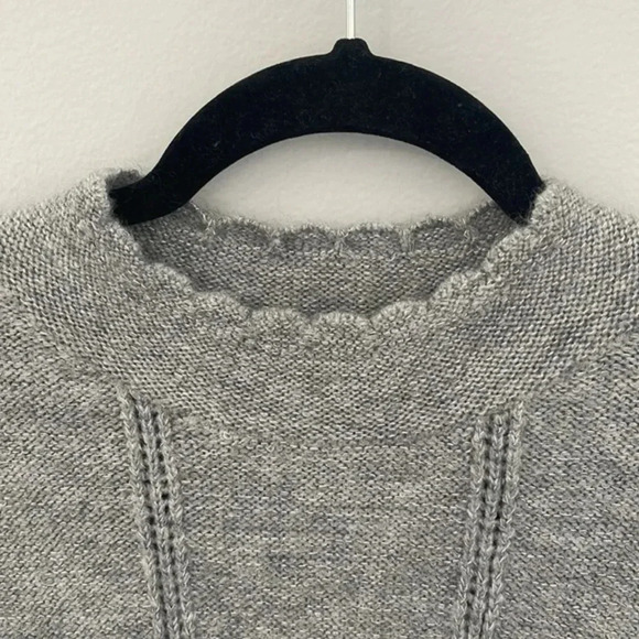 LC Lauren Conrad Puff Sleeves Sweater Women’s‎ Silver Size Small - Picture 7 of 12